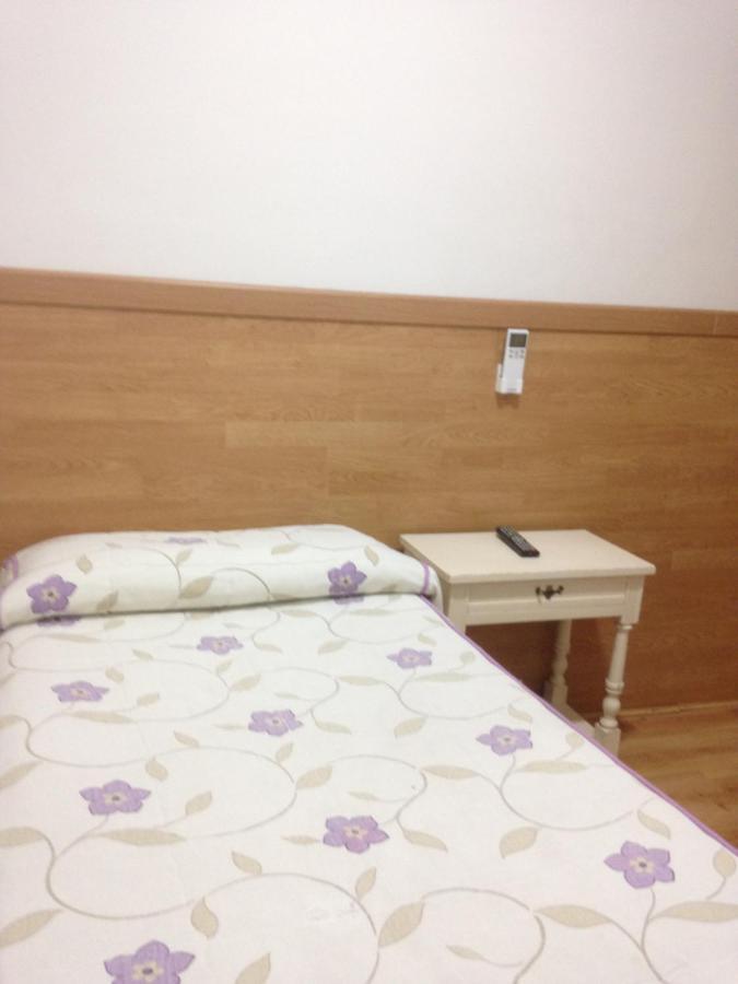 Hostal Nersan2 Мадрид Екстериор снимка